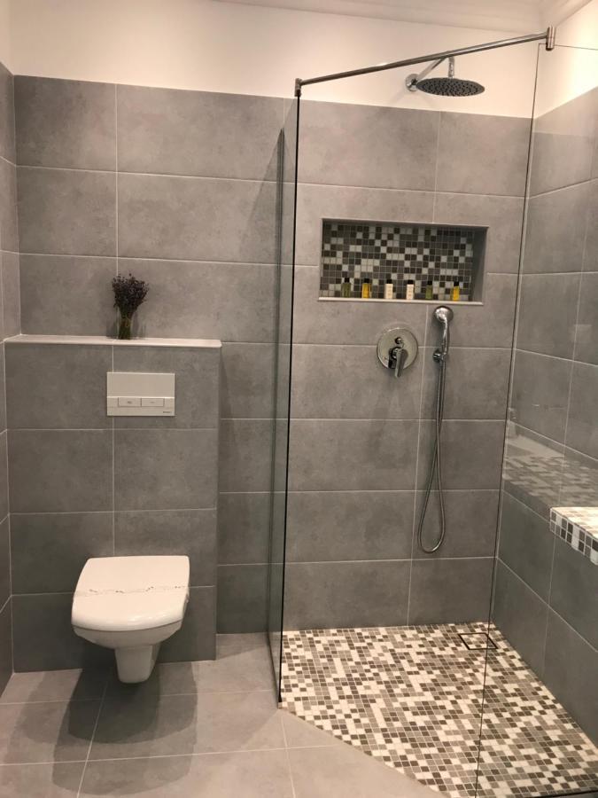 Vila Niki Sovata Luaran gambar